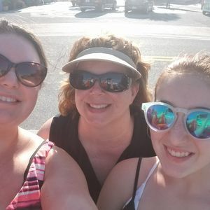 Meet your Posher, Amber